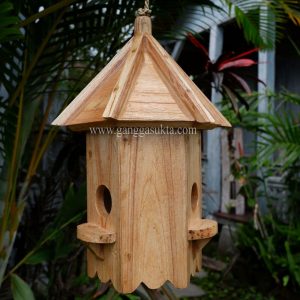Bird House Box Natural Color Circus Theme for Hanging Outdoor Decoration Garden Balcony Decoration High Quality Wood